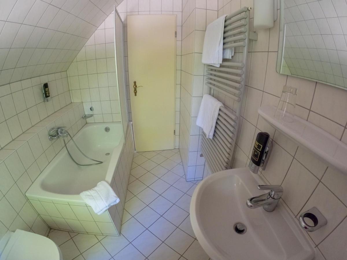 Hotel Diana Schonwalde-Glien Ngoại thất bức ảnh