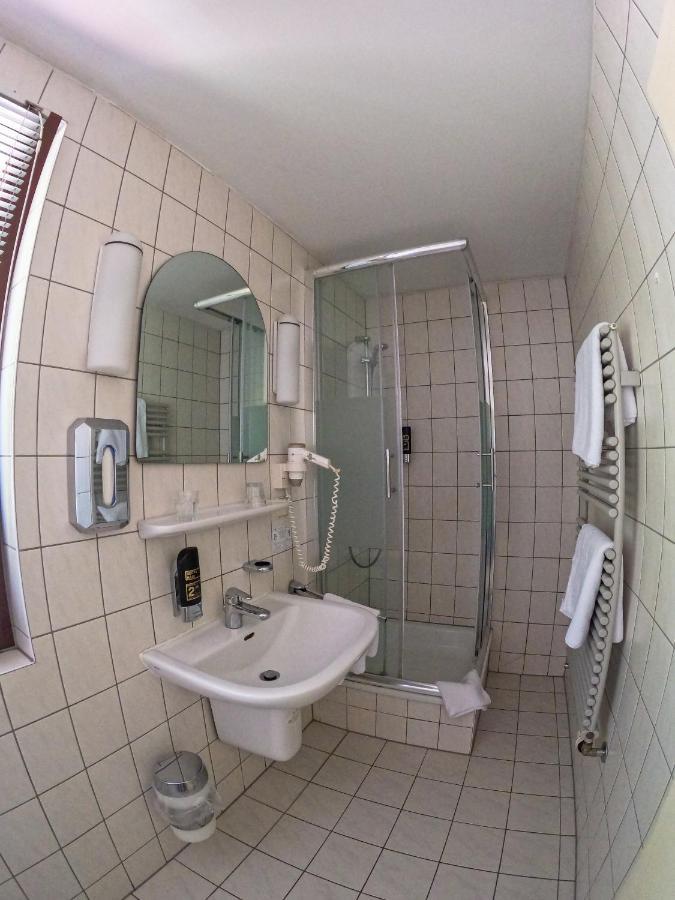 Hotel Diana Schonwalde-Glien Ngoại thất bức ảnh