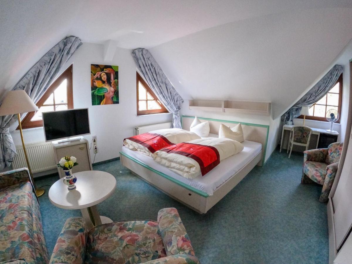 Hotel Diana Schonwalde-Glien Ngoại thất bức ảnh