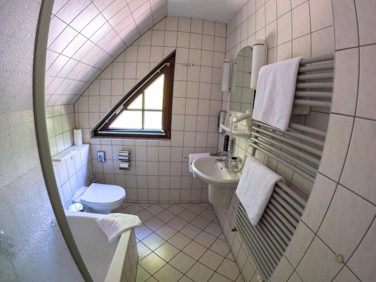 Hotel Diana Schonwalde-Glien Ngoại thất bức ảnh